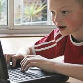 Νέα έρευνα. To Ίντερνετ και οι κίνδυνοι για τα παιδιά