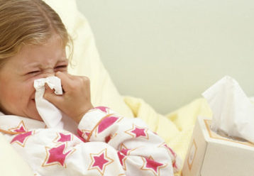 Αυτοί είναι 8 λόγοι που οι παιδίατροι συνιστούν τον εμβολιασμό των παιδιών για τη φετινή εποχική γρίπη