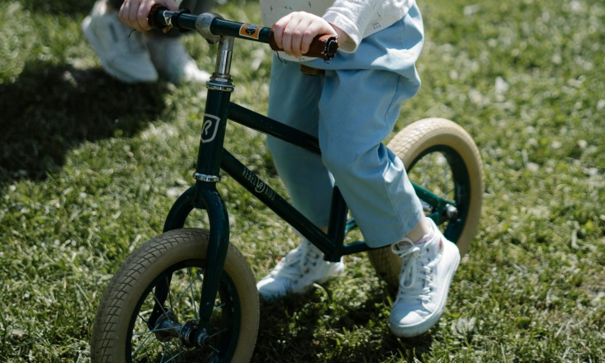 Πώς ξεκινάμε να μαθαίνουμε ποδήλατο στο παιδί;
