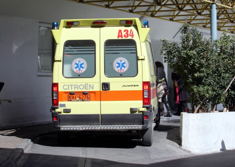 Αγωνία στο Λουτράκι: 13χρονος τραυματίστηκε σοβαρά - Μια ώρα άργησε το ασθενοφόρο