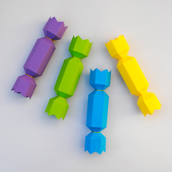 ολοκληρωμένο δώρο από χαρτόνι