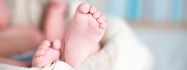 v«Δεν μπορώ να γεννήσω αυτό το μωρό»: Ο καθημερινός αγώνας των γυναικών για το δικαίωμα στην άμβλωση