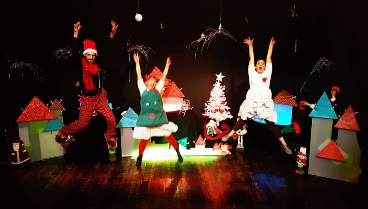 Τα «Χριστουγεννιάτικα Παιχνιδομαγέματα» επιστρέφουν για 6η χρονιά στο Θέατρο 104 (από 8/12)