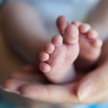 Τραγωδία: Μαμά και μωρό «έσβησαν» με δύο μέρες διαφορά - Το μοιραίο λάθος του νοσοκομείου