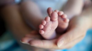 Τραγωδία: Μαμά και μωρό «έσβησαν» με δύο μέρες διαφορά - Το μοιραίο λάθος του νοσοκομείου
