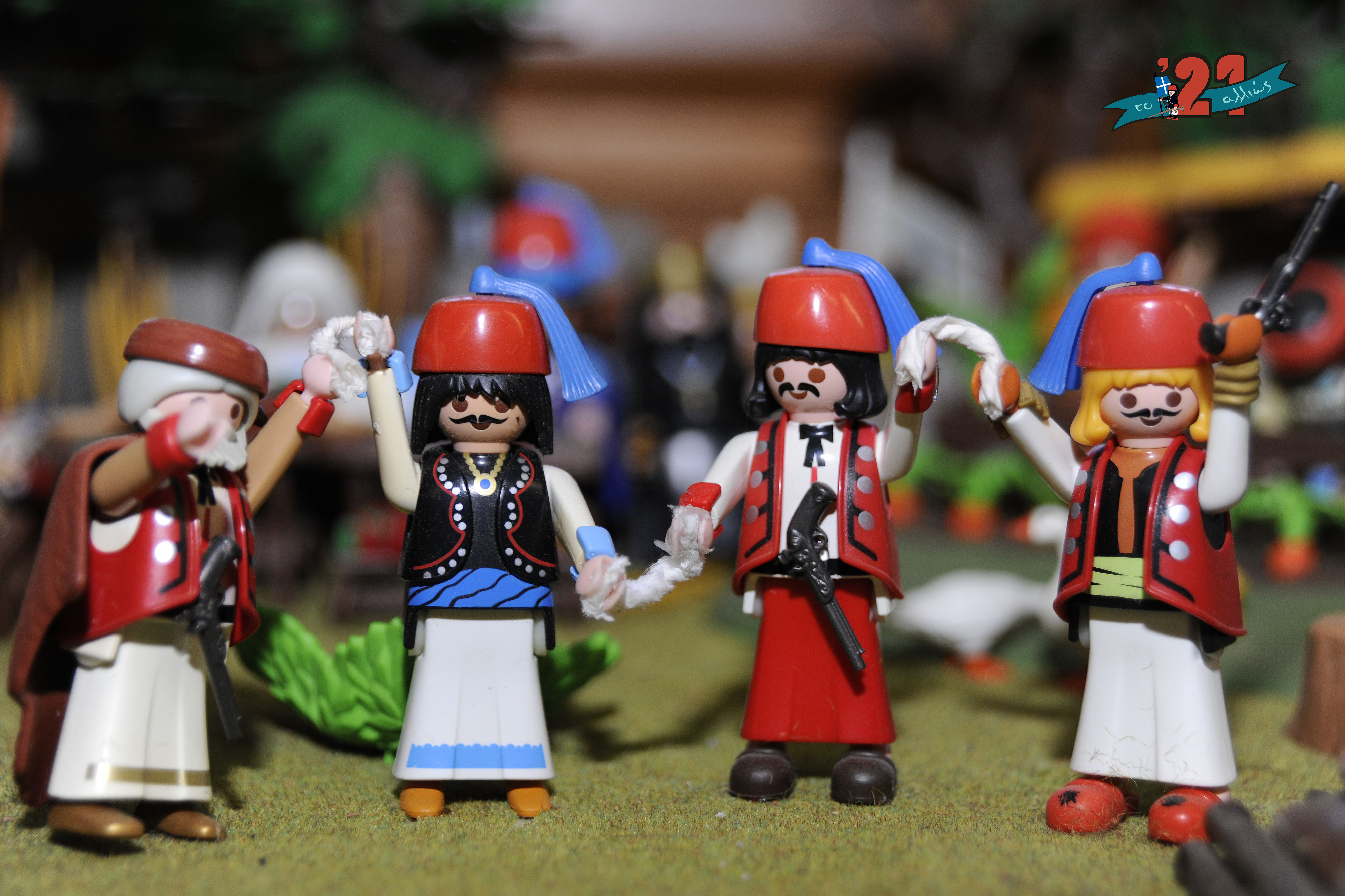 Εορτασμός του Πάσχα στις αρχές του 19ου αιώνα. Λεπτομέρεια από διόραμα του Ντένη Βαγγόπουλου. 