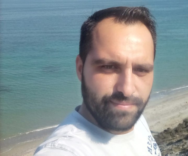 Η αληθινή ιστορία του 31χρονου Χάρη που έγινε δότης μυελού των οστών για 10χρονο Ελληνόπουλο