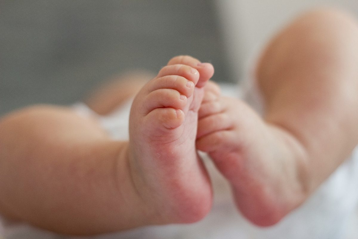 Τραγωδία στο Βόλο: “‘Εσβησε” νεογέννητο βρέφος μια μέρα μετά τη γέννησή του