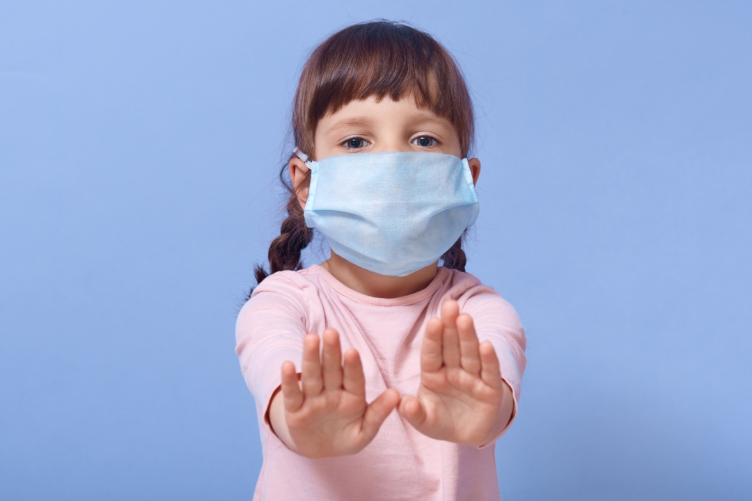 “Kαμπανάκι” Τσιόδρα για νέες επικίνδυνες παραλλαγές του κορωνοϊού – Τι είπε για τη χρήση μάσκας στα παιδιά – Σωτήριο το εμβόλιο