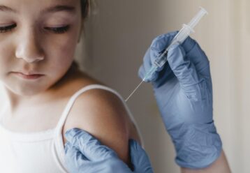 Άνοιξε η πλατφόρμα για τον εμβολιασμό 5-11 ετών - Πώς κλείνετε το ραντεβού σας
