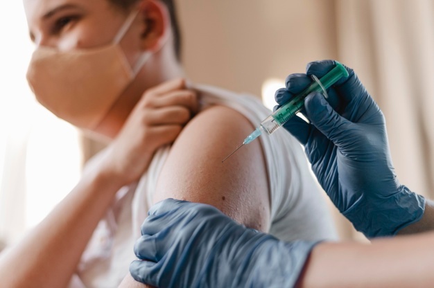 ΠΕΑΝΔ: Τι πρέπει να γνωρίζουμε για τον εμβολιασμό των παιδιών έναντι της COVID-19