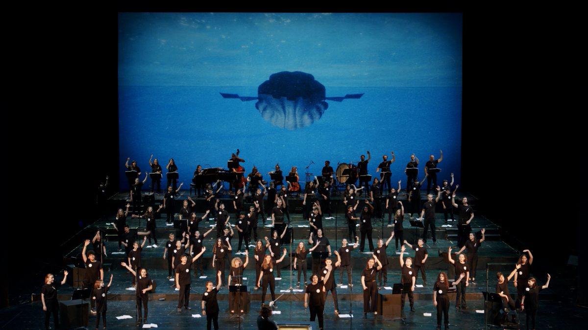 “Πώς βρέθηκε ένα κοράκι στην κοιλιά της φάλαινας;”: Δείτε δωρεάν online το μουσικό παραμύθι της Λυρικής Σκηνής
