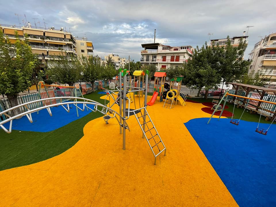 Ανακαλύψαμε την ολοκαίνουργια παιδική χαρά της Αττικής που πρέπει ΟΠΩΣΔΗΠΟΤΕ να παίξουν τα παιδιά