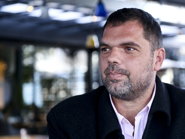 Η 13χρονη Άσπα με σύνδρομο Άσπεργκερ είναι μαθήτρια του Μουσικού Σχολείου - Πώς βρήκε θέση ενώ της έλεγαν "όχι";