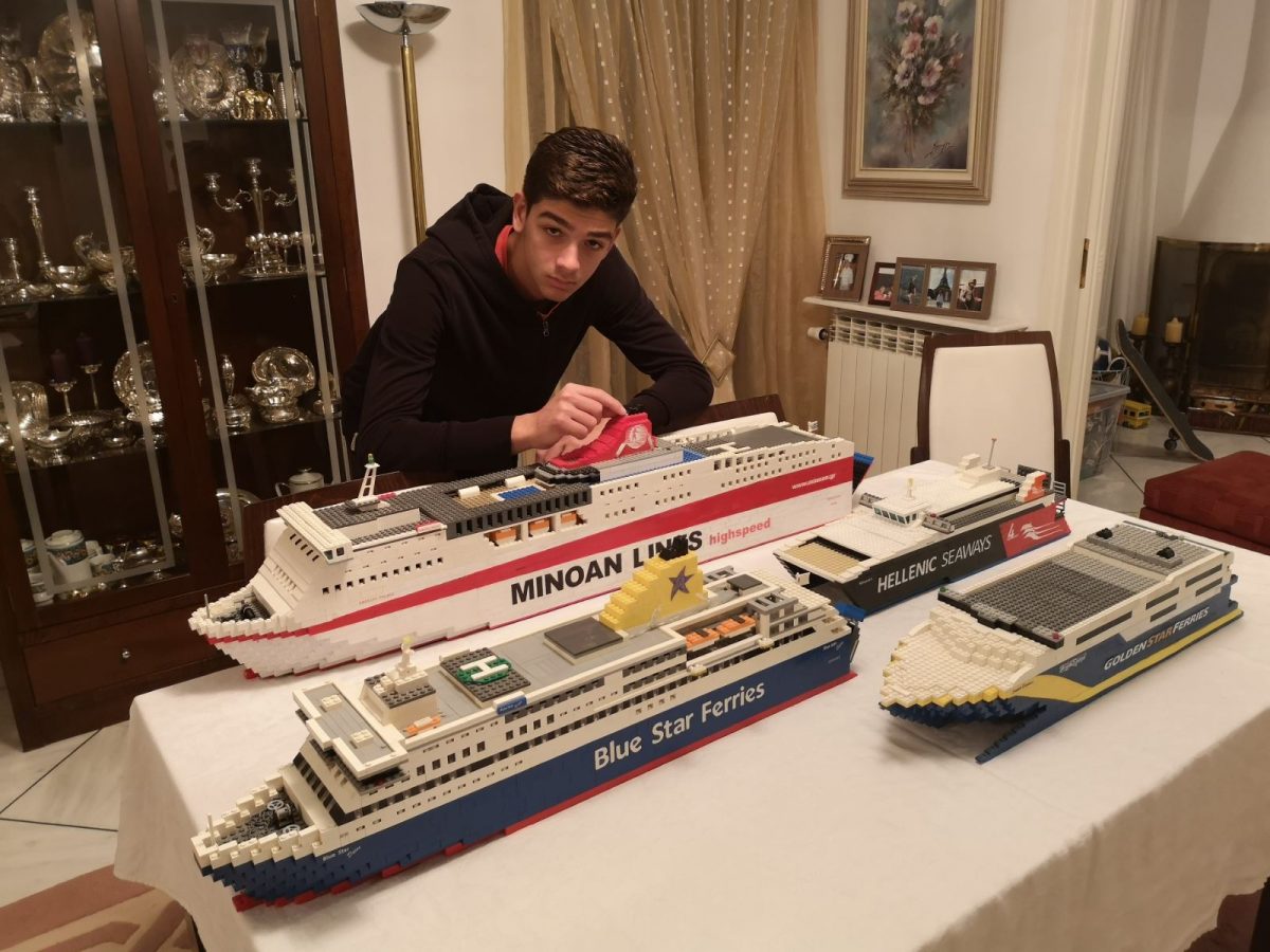 Ο 18χρονος Μενέλαος κατασκευάζει πλοία από Lego και εντυπωσιάζει - Όσα δήλωσε στο Infokids.gr