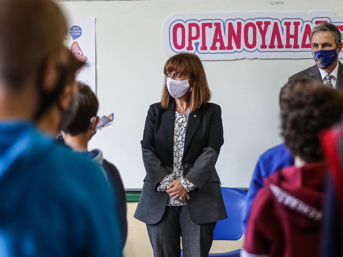 "Οργανούληδες": H κ. Σακελλαροπούλου παρακολούθησε με μαθητές Δημοτικού εκπαιδευτικό πρόγραμμα για τη δωρεά οργάνων