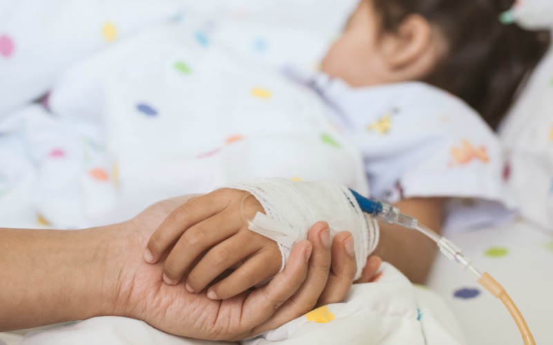 Ενθαρρυντικά φαίνεται ότι είναι τα νέα για την υγεία του 4χρονου κοριτσιού, το οποίο διαγνώστηκε με μυοκαρδίτιδα και νοσηλεύεται στο Πανεπιστημιακό