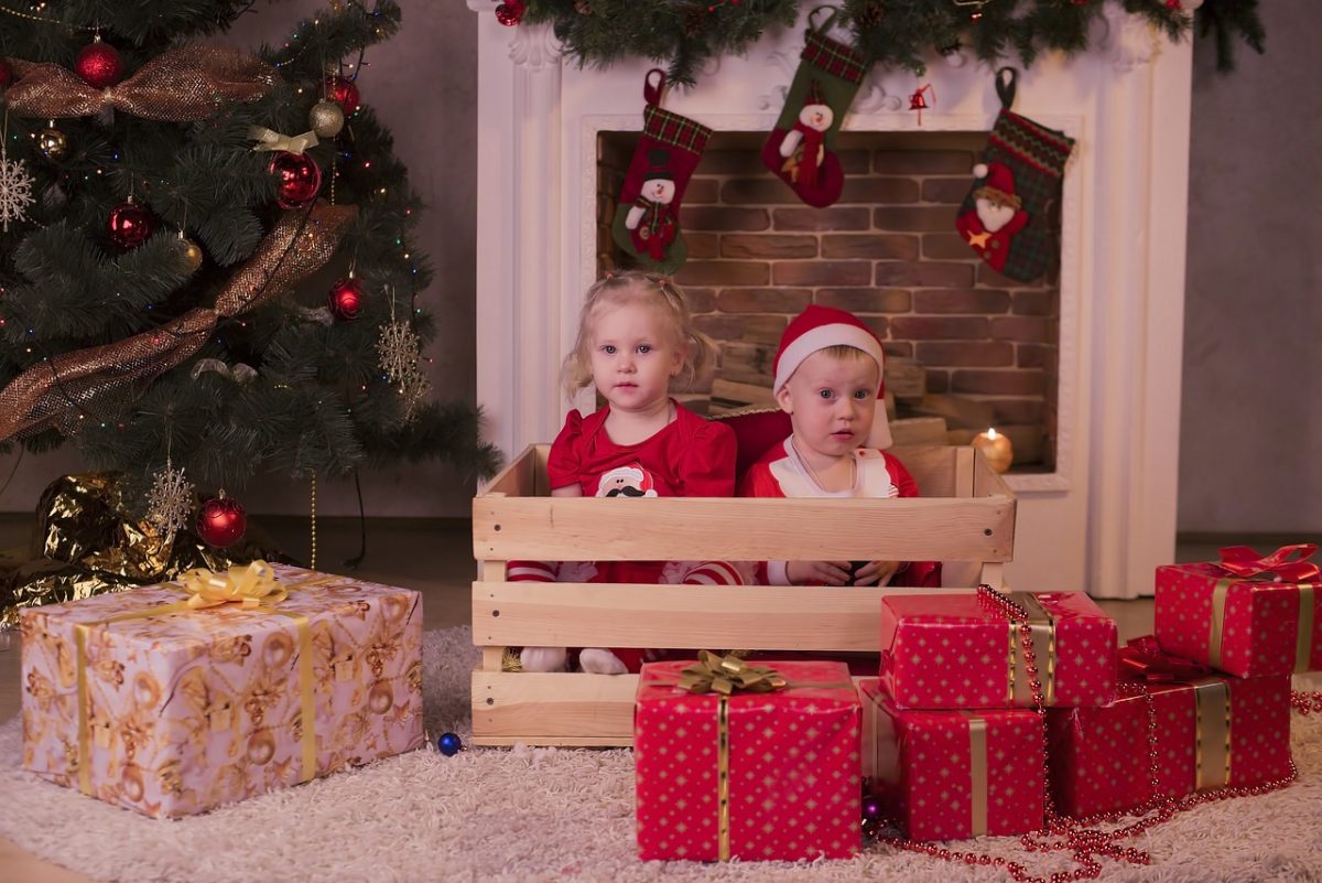 4 τρόποι να βάλετε «φρένο» στην χριστουγεννιάτικη... απληστία των παιδιών