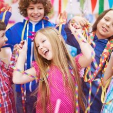 Νέα μέτρα: Επιτρέπεται να γίνονται παιδικά πάρτι στους παιδότοπους;
