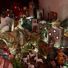 Μαγεύει η αναπαράσταση της γέννησης του Χριστού στην Κέρκυρα (εικόνες)