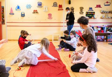 Δήμος Αθηναίων: Δωρεάν μαθήματα παραδοσιακών χορών και εργαστήρια για παιδιά 6-12 ετών