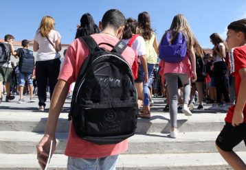 Σοκ στη Θεσσαλονίκη: Καθηγητής κατηγορείται ότι ασέλγησε σε μαθήτρια στη διάρκεια σχολικής εκδρομής