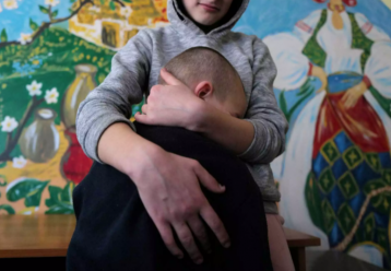 "Αν γλυτώσει το παιδί....": Παιδιά με καρκίνο από την Ουκρανία έρχονται για νοσηλεία στην Ελλάδα