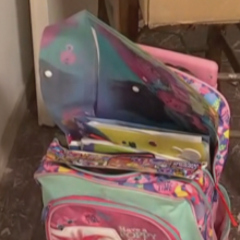 Τι περιέχει τελικά η τσάντα της Τζωρτζίνας που βρέθηκε ξεχασμένη στο διαμέρισμα της Μπιζανίου;
