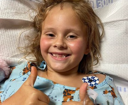 7χρονη παρέλυσε μετά από φρικτό ατύχημα σε κολύμπι - Σε θαύμα ελπίζουν οι γονείς της
