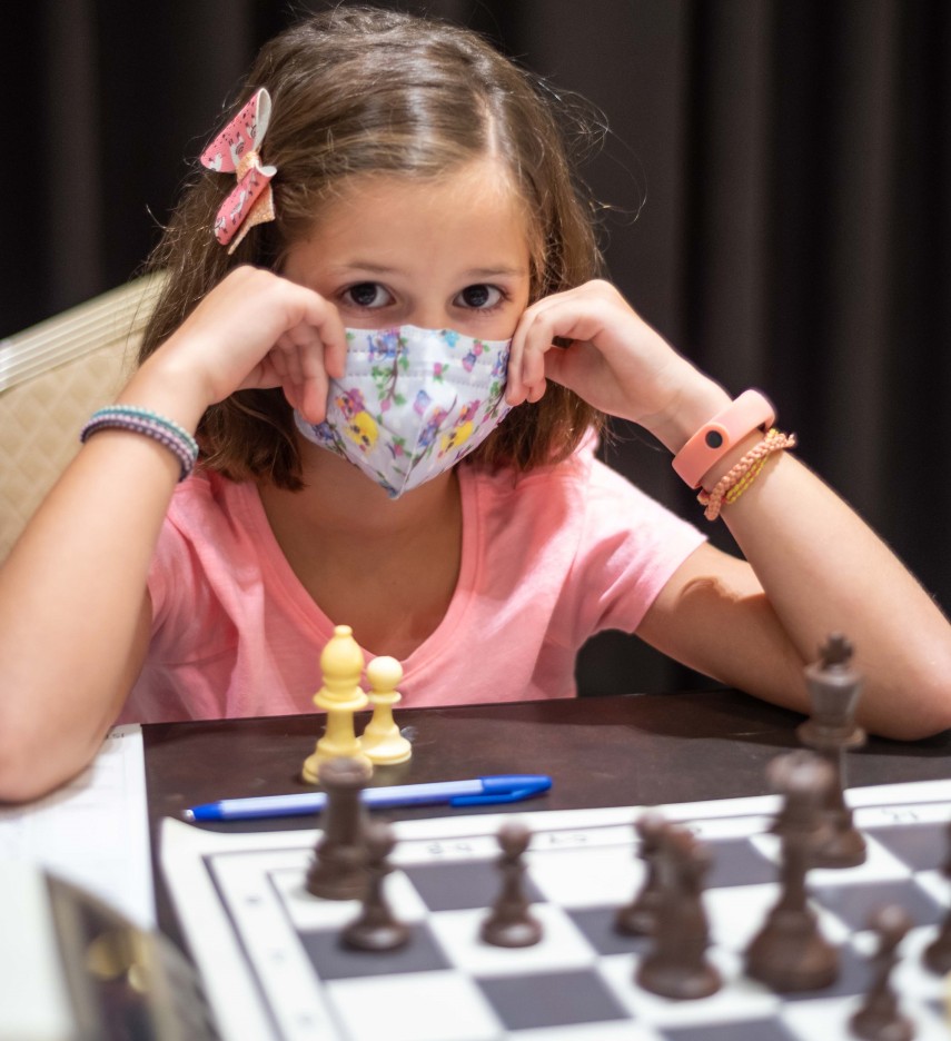 Πρωταθλήτρια Ελλάδος στο σκάκι η 8χρονη Όλγα - Γιατί είναι εξαιρετικό να μάθει το παιδί σας σκάκι
