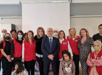 Ελληνικός Ερυθρός Σταυρός: Σκόρπισε χαμόγελα στα παιδιά του Παραρτήματος Αποθεραπείας και Αποκατάστασης Παιδιών με Αναπηρίες στη Βούλα Αττικής