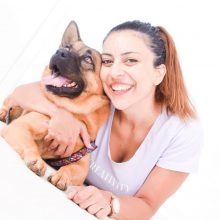Ειρήνη Ιγνατιάδου: Η "σκυλομαμά" της Έμας φτιάχνει υγιεινές σκυλολιχουδιές και χειροποίητες τούρτες για σκυλογενέθλια!